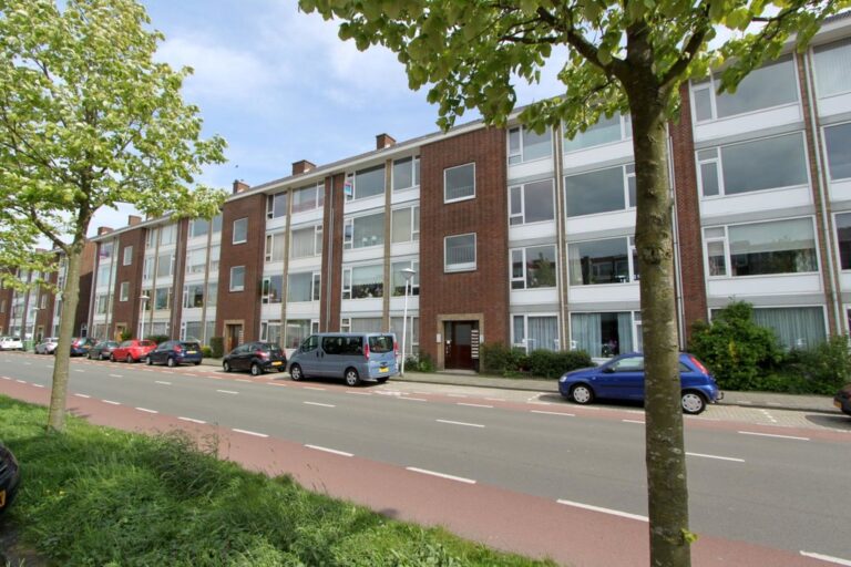 Starrenburglaan 26, WASSENAAR