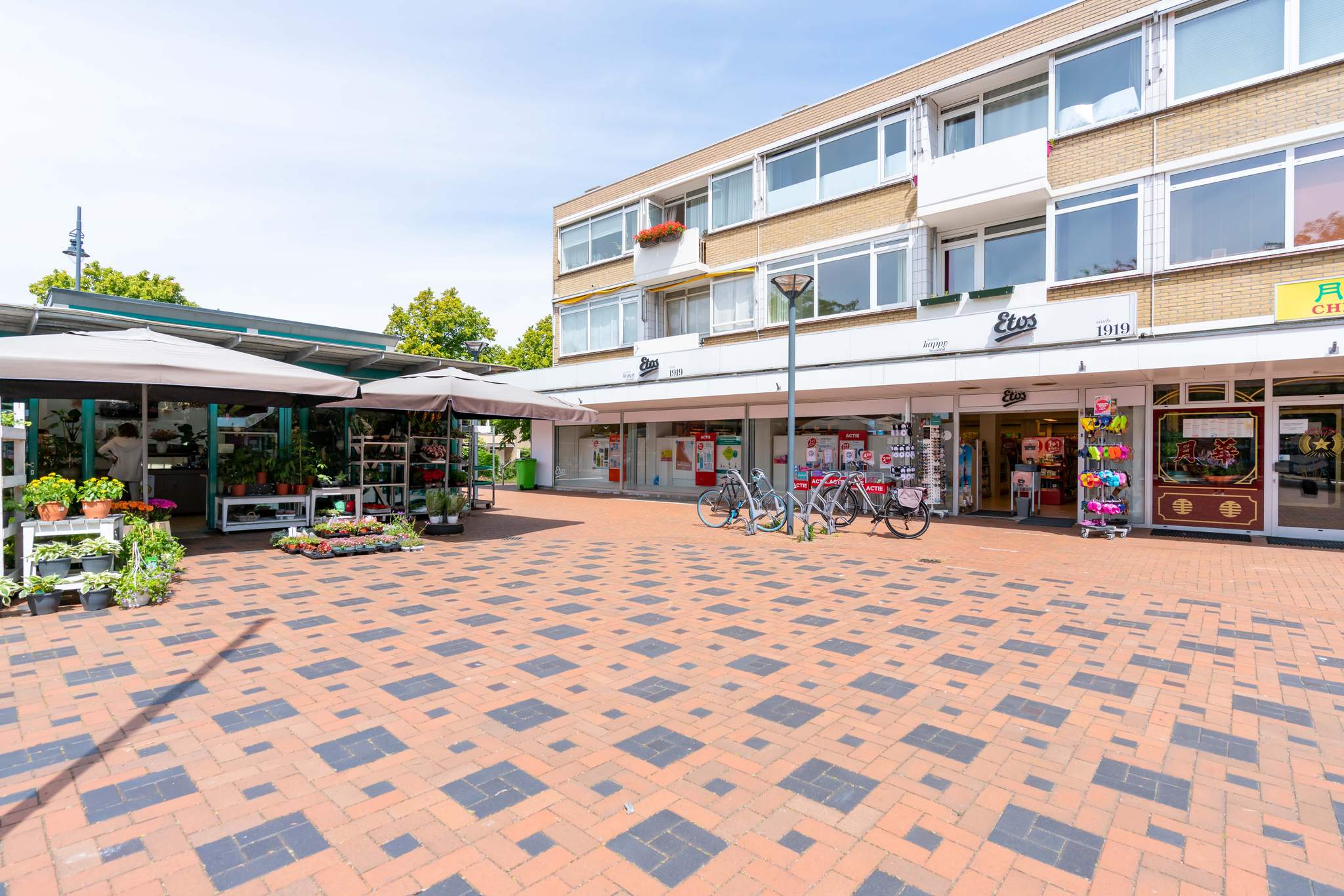 Appartement aan Van Duivenvoordelaan 4 te Wassenaar